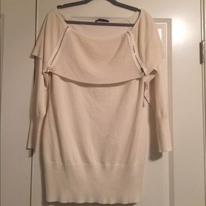 *NWT FASHION TO FIGURE OFF THE SHOULDER SWEATER